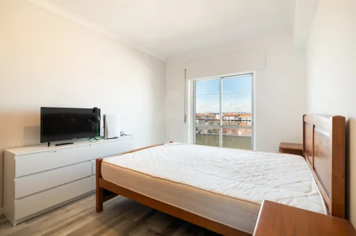 Apartamento T3 na Cruz de Pau