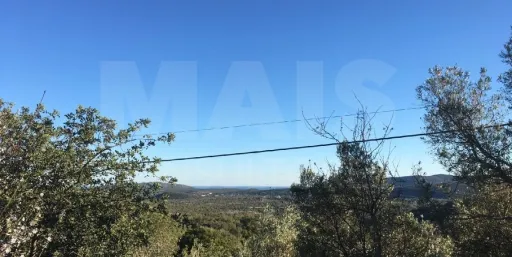 Ruína com 171m2 em terreno urbano com 468,5m2, vista serra e mar, entre São Brás de Alportel e Tavira