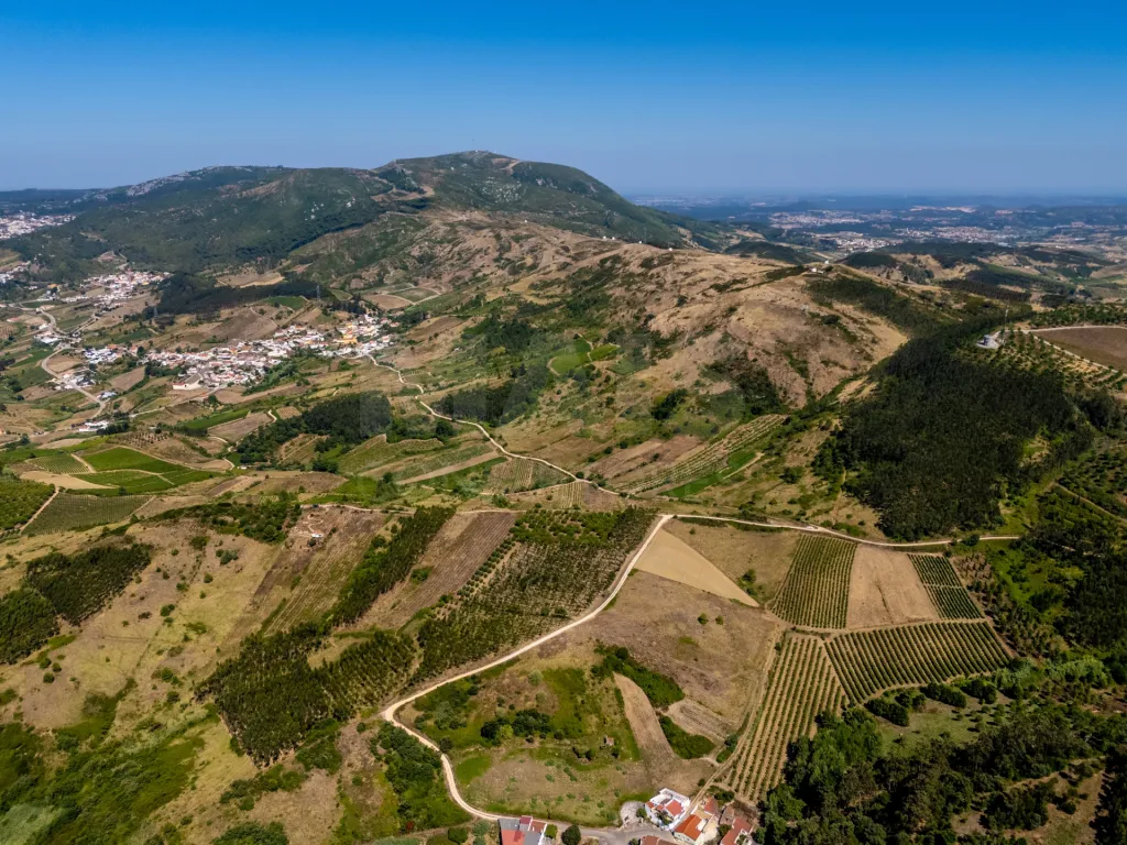 Terreno para construção de duas moradias, Rabissaca, Alenquer
