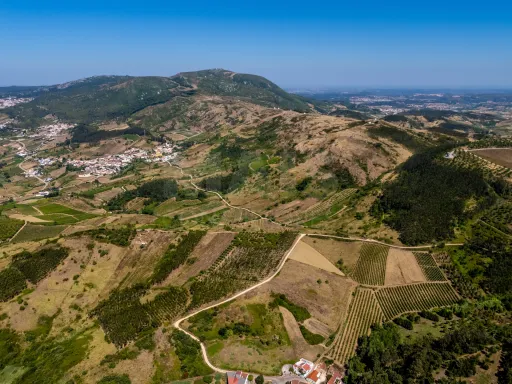 Terreno para construção de duas moradias, Rabissaca, Alenquer