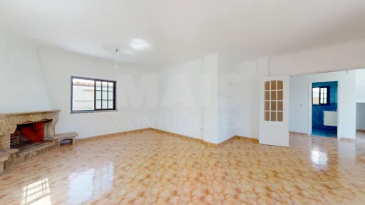 Moradia Isolada T3 com Jardim Privativo na Aroeira – Viva entre o Pinhal e o Mar
