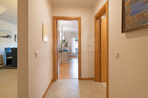 Andar de Moradia T4 com Terraço em Agualva-Cacém