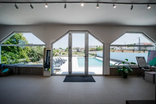 Farm with over 23,000 m², a saltwater pool, and potential for development