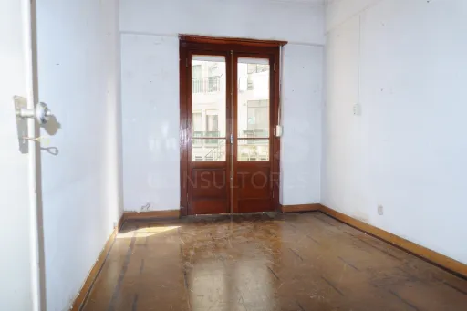 T5 com 130m² na Lapa para remodelação