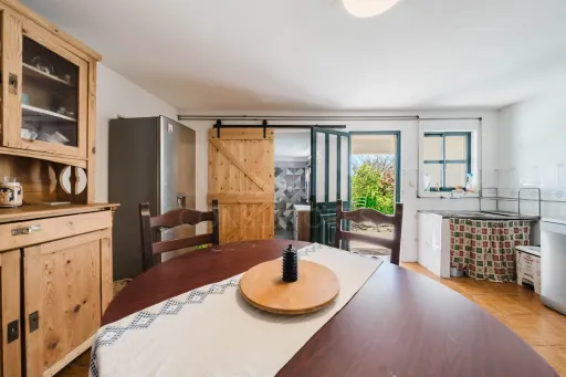 Propriedade com 7240m2 | Duas habitações | Piscina | Garagem | Anexos | Carvalhal, Bombarral