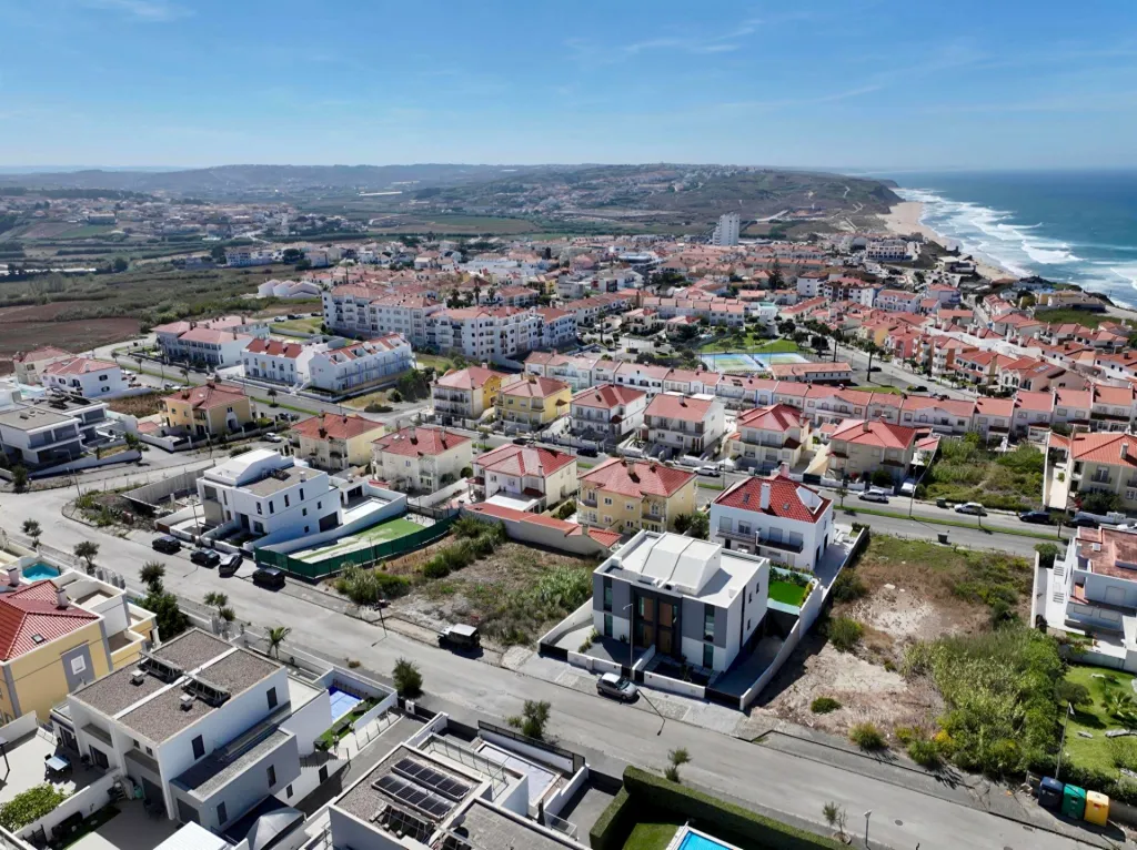 Lote Urbano | Praia da Areia Branca | 294 m²