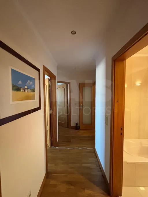 Apartamento T3 Duplex em São Domingos de Rana