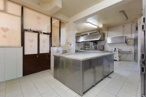 Trespasse de Espaço Comercial/ Pastelaria em Peniche