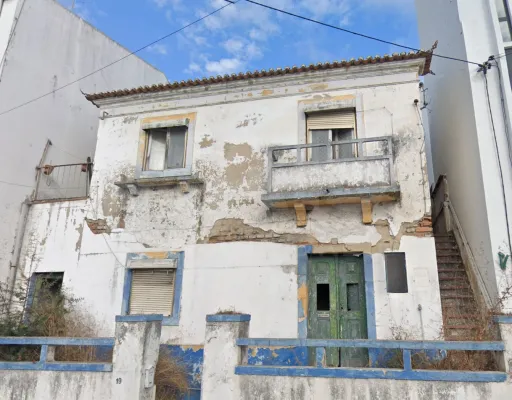 2 bedroom house in ruins in Coruche