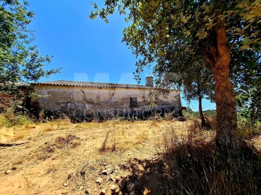 Herdade com 73,7 h em Relíquias, Odemira