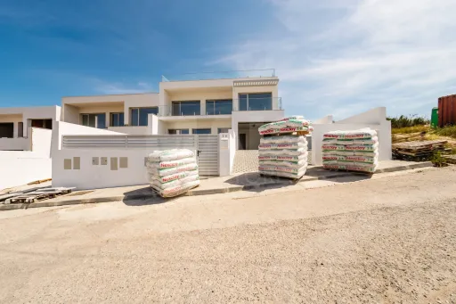ROOFTOP PRIVATIVO com vista sobre o Atlântico | Moradia T3 com Piscina | COSTA DE PRATA