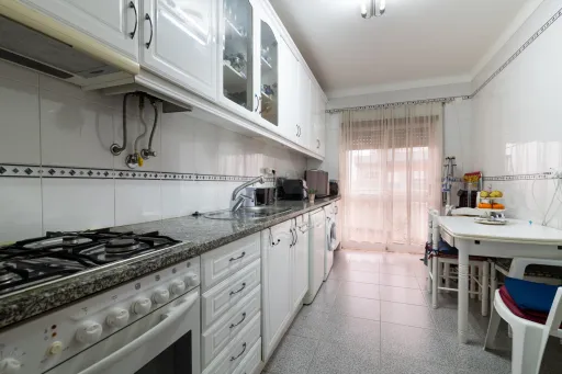 T2 com garagem no Alto Seixalinho