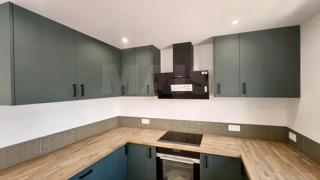 Single-Story 2-Bedroom + 1 House with Pool, Outbuilding, and 3,476 m² Lot | Comfort, Privacy, and Quality of Life