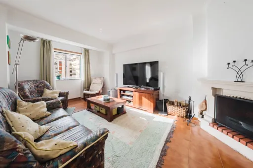 Apartamento T4 no centro das Caldas da Rainha