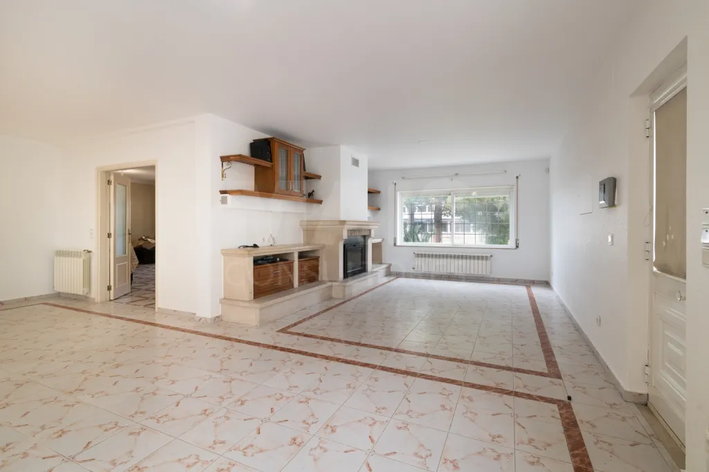 Moradia T5 Pombal Meirinhas Leiria
