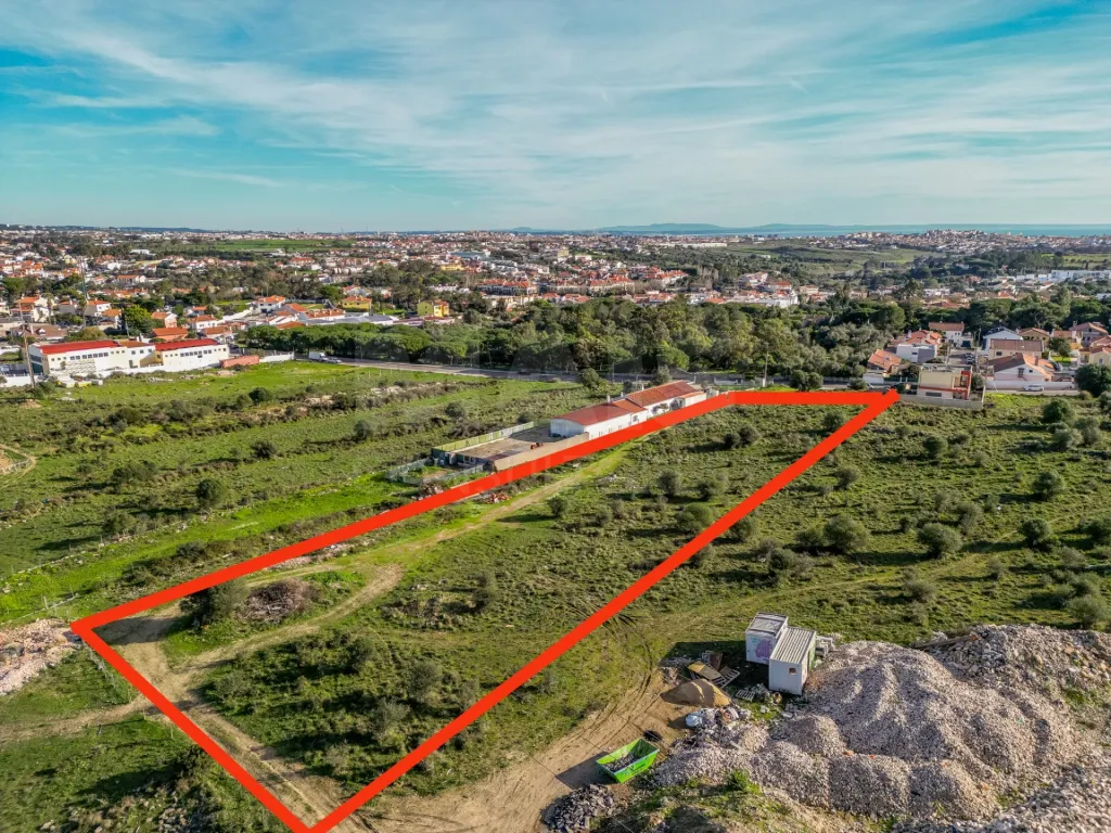 Terreno urbano com 4.880m2 em Alcabideche