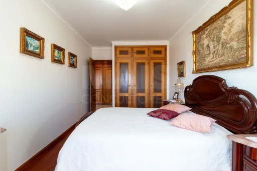 Apartamento T2 Av. de Fitares - Rinchoa - Rio de Mouro -Sintra