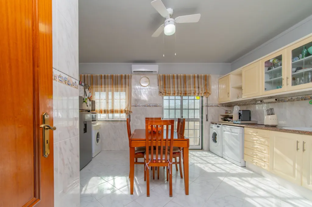 Apartamento T2 em Samora Correia