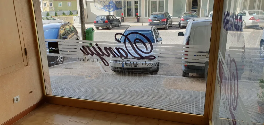 Um espaço. Diferentes caminhos. | 123 M² NO CENTRO DA BENEDITA