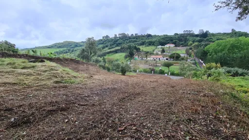 Terreno com área urbanizável