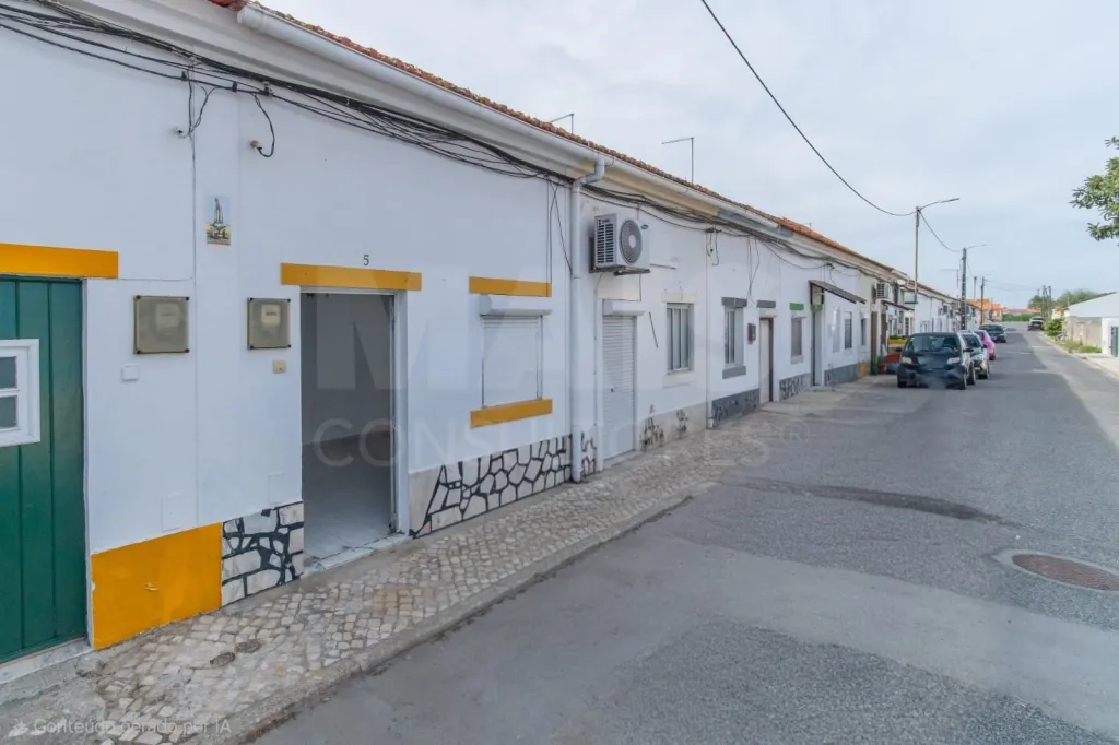 Moradia T1 para remodelação total em Benavente