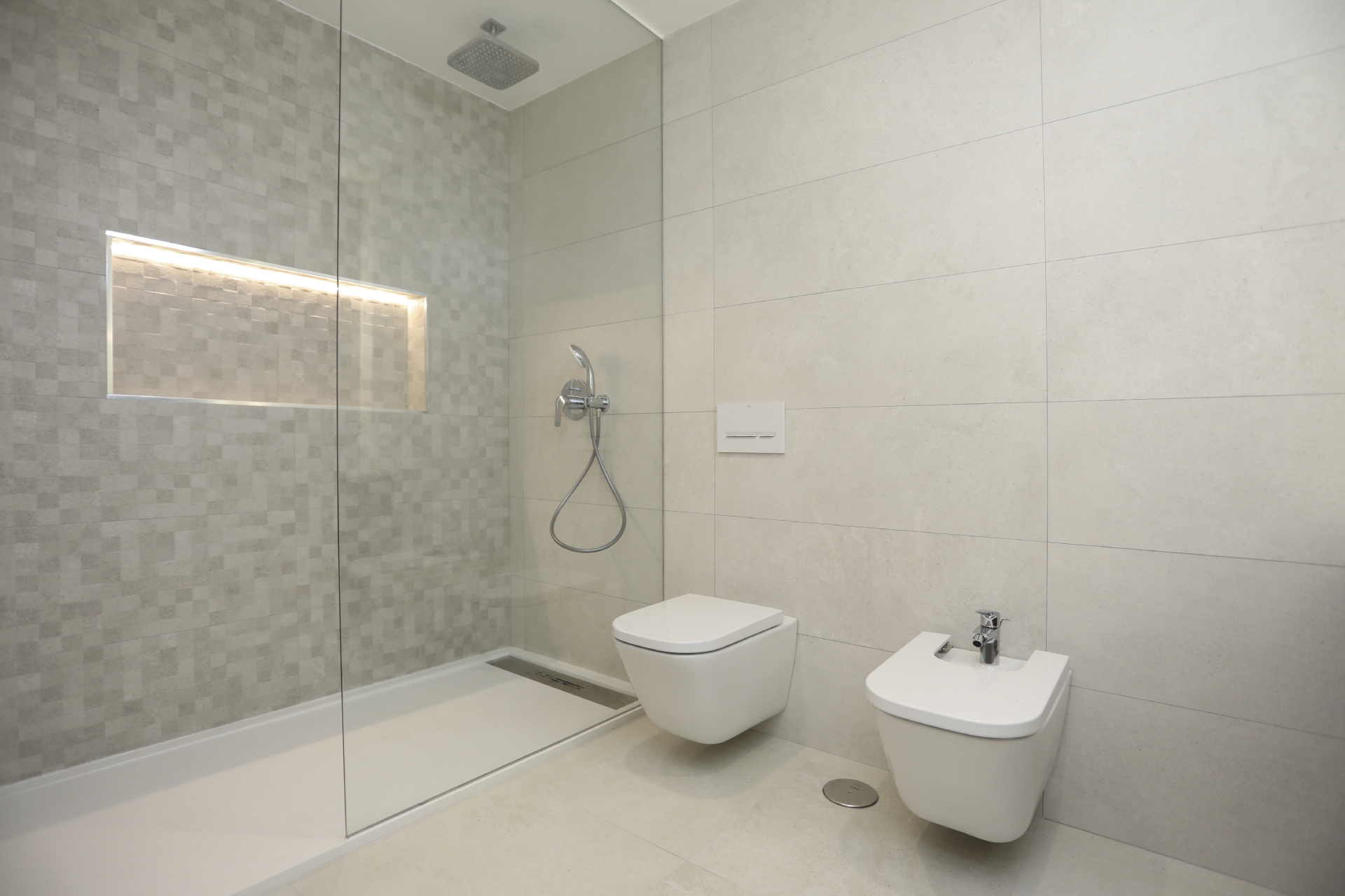 Moradia Térrea T3, linhas modernas, condomínio fechado Vilas da Lezíria (novo), Samora Correia