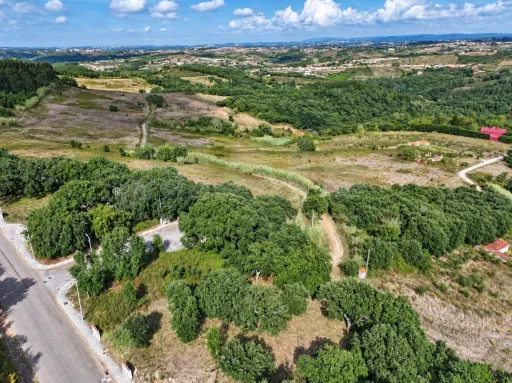 Lote Urbano de 607m2 para Moradia | A-dos-Negros, Óbidos