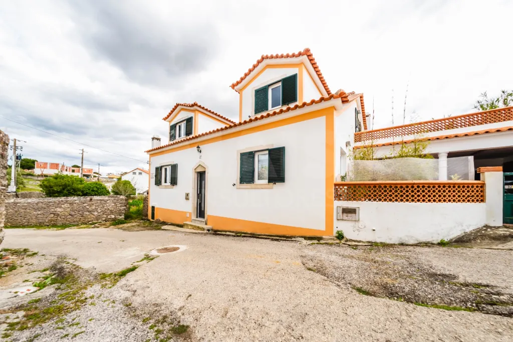 Moradia renovada no Moledo