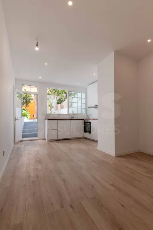 T2 em Alcântara com jardim e suíte