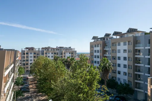 3-Bedroom Apartment in Quinta das Marianas