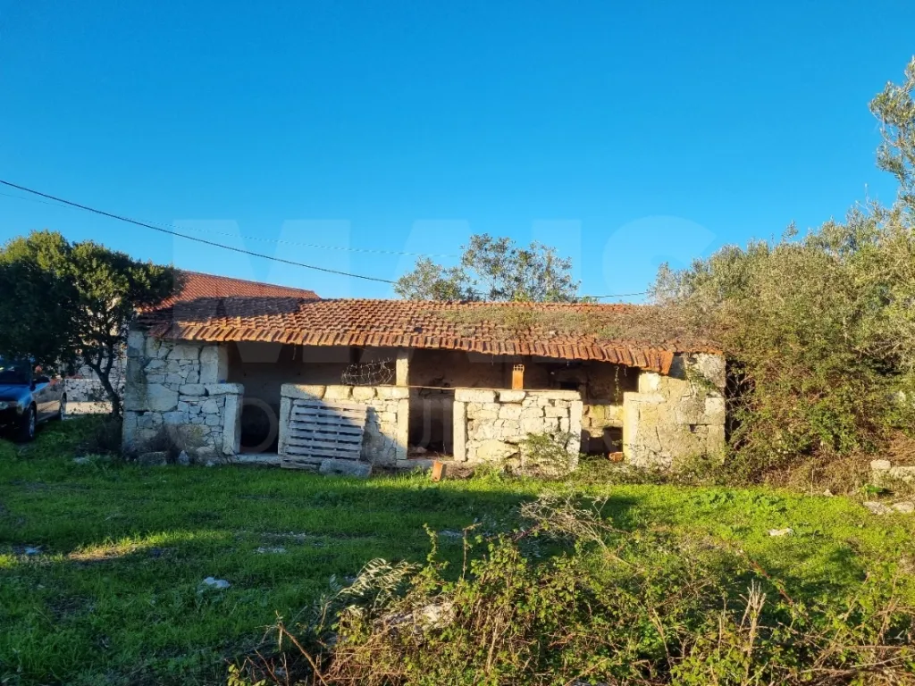 Moradia em ruinas, em Barreirinhas, ALCANEDE