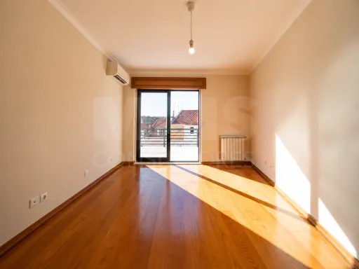 2-Bedroom + 1 Apartment in a Private Condominium | 167 m² | 2 Parking Spaces | Jardim do Torel
