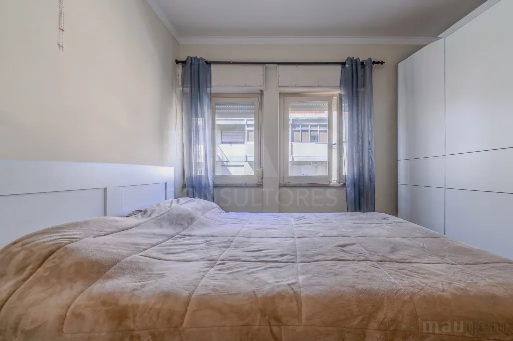 Apartamento T2 na Póvoa de Santo Adrião, Odivelas.