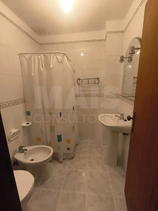 Propriedade com Piscina e Instalações Equestres – Um Refúgio Tranquilo com Potencial de Expansão