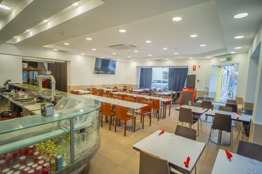 Trespasse de Emblemático Restaurante e Pastelaria no Coração de Vila Franca de Xira