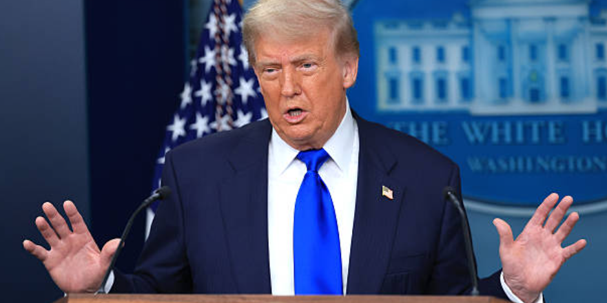 Projeto de Lei da Trump no Senado: Vendas de Terras, Cortes Fiscais e Habitação Acessível - Uma Polémica Que Agita os EUA!