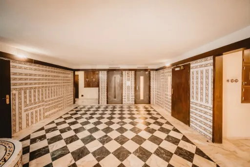 Apartamento T3 - Santo António dos Cavaleiros - Zona do Hospital Beatriz Ângelo