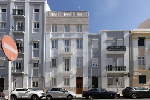 New 1-bedroom apartment with outdoor areas in São Domingos de Benfica