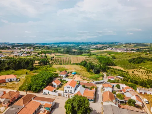 Terreno Urbanizável com Vista Serra | Brejo, Estorninho - Bombarral