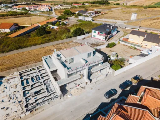 Moradia T3+1, Garagem, Espaço Exterior e Varanda Panorâmica e uma vista