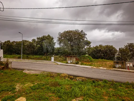 Lote para Construção - Casais da Areirinha