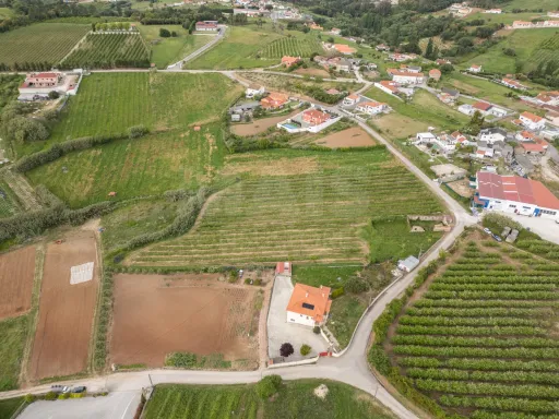 Terreno com PIP aprovado para 6 Moradias