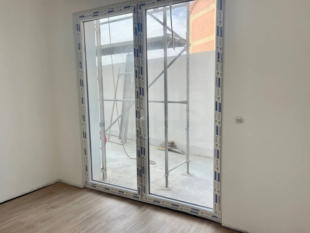 Apartamento T3 em Lourinhã, com Varanda Privativa de 32 m² + Garagem