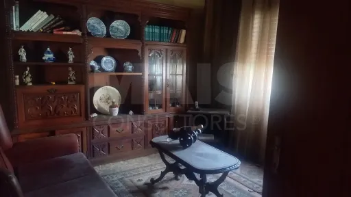 Moradia T2+1 para Remodelar com 676 m² de Terreno | Vila Chã de Ourique