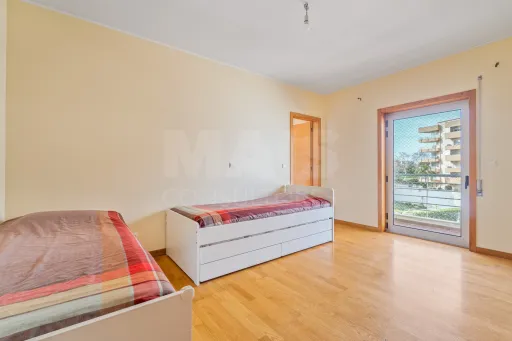 Apartamento T2 com 1 Lugar de Estacionamento  e Varanda | Próximo da Praia da Rocha – Encosta da Marina  - Portimão
