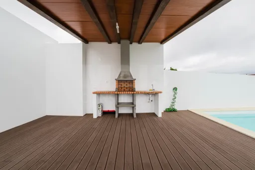 Moradia Geminada T3, Totalmente Remodelada