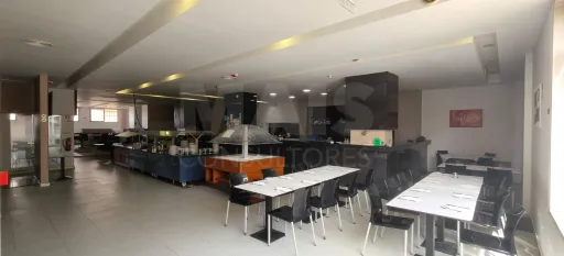 Restaurante em Funcionamento – Samora Correia