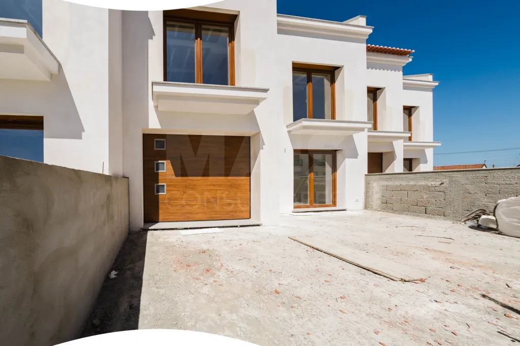 Moradia T4 Nova com Garagem e Classe Energética A+