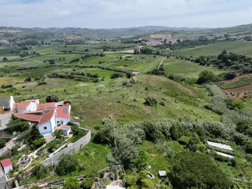 Terreno p/ Construção c/ 2.299m2 & Proj. Aprovado p/ Moradia T3 Térrea!
