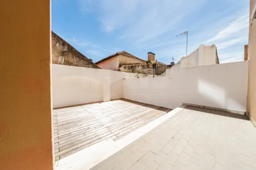 Apartamento T2 Semi-Novo | Terraço | Garagem | Bombarral